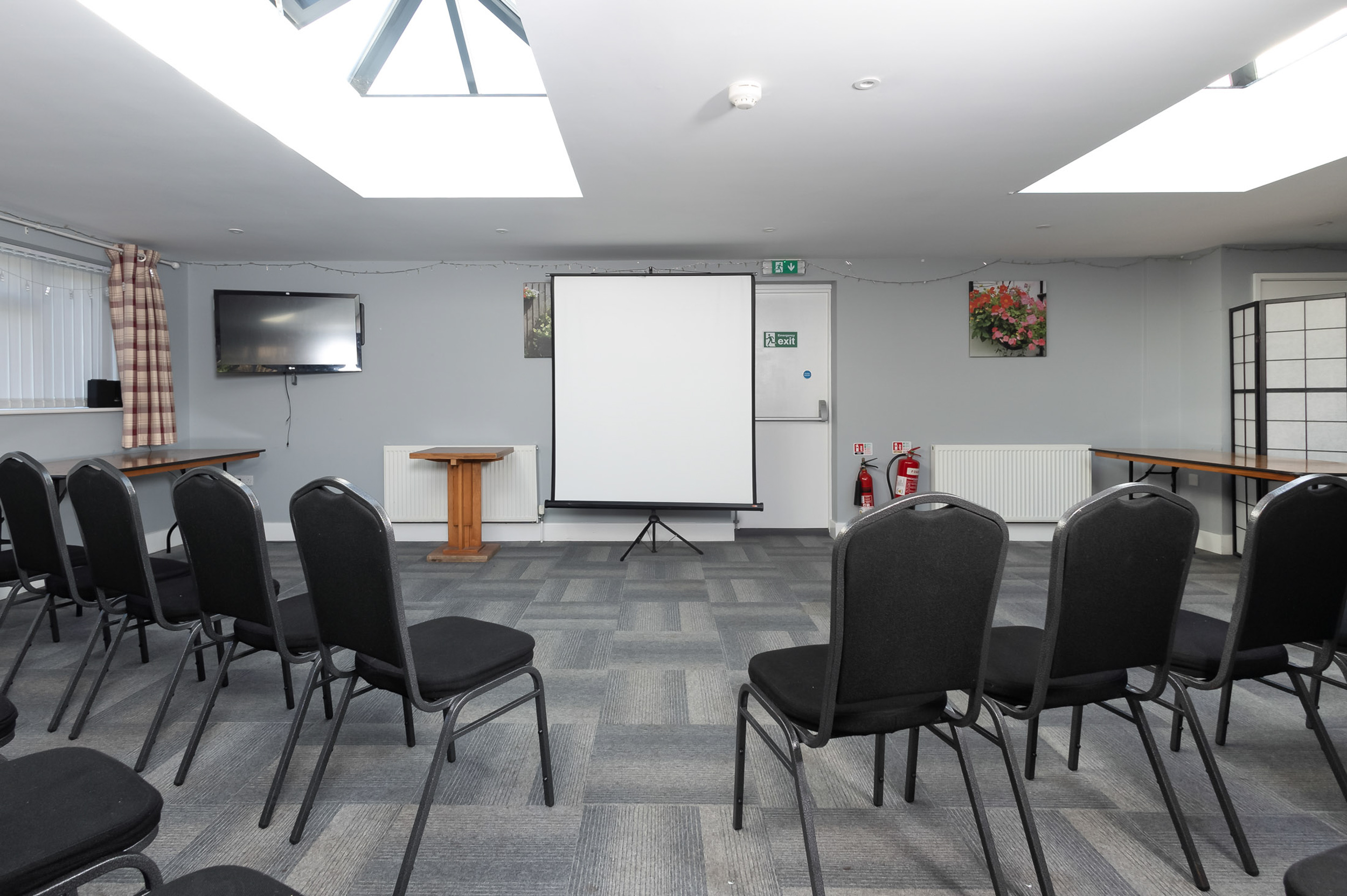 function-room-the-plough-and-harrow-harpenden